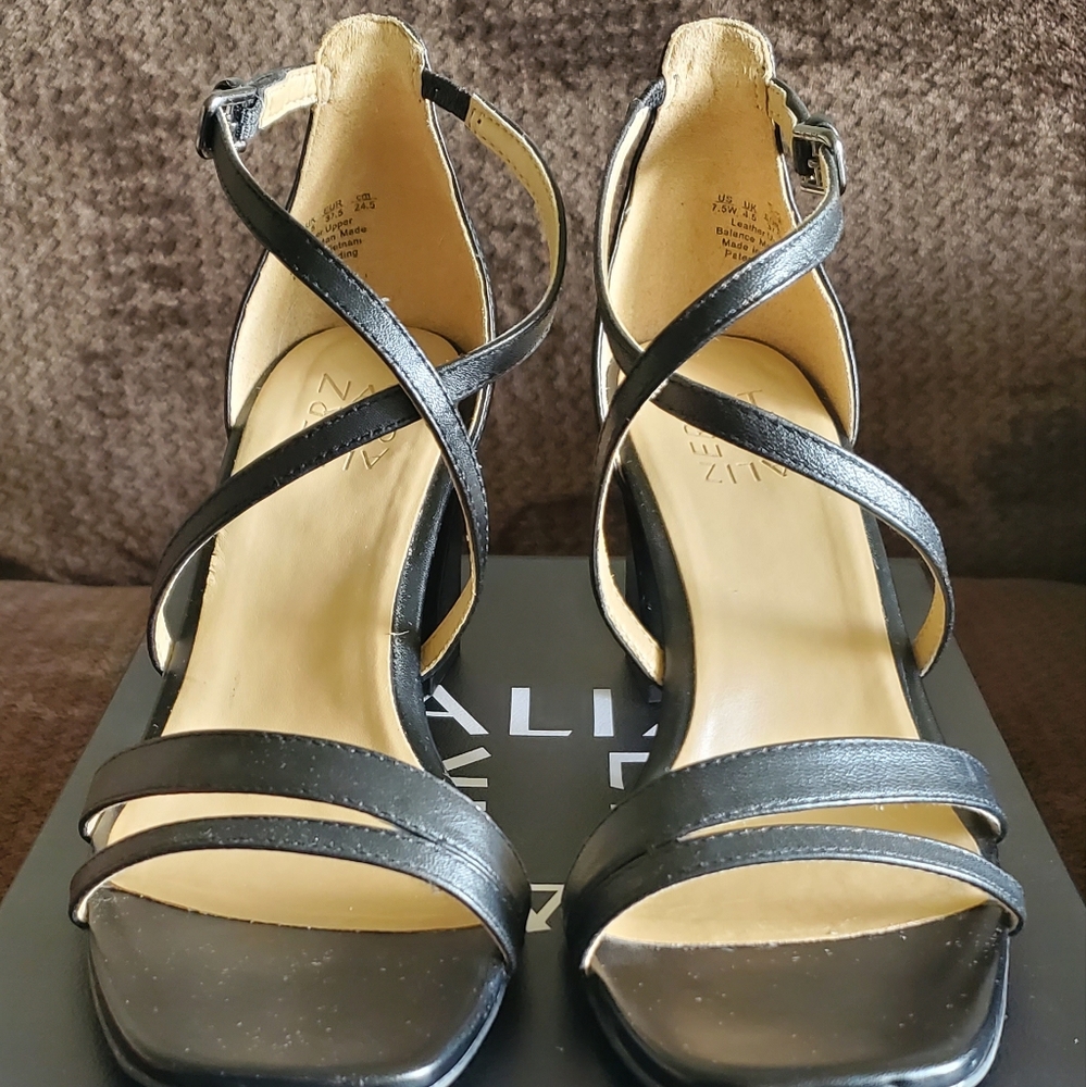 Naturalizer Tiff Dress Sandal Black 7.5W